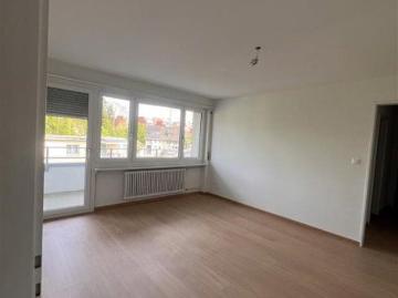 4 Zimmer, 77 m², 2. Stock