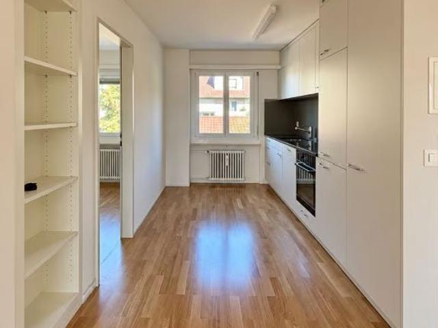 4 Zimmer, 77 m², 3. Stock