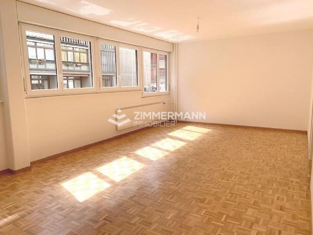 4 Zimmer, 75 m², 1. Stock