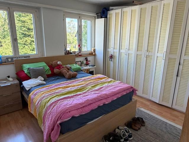4 Zimmer, 80 m², 2. Stock