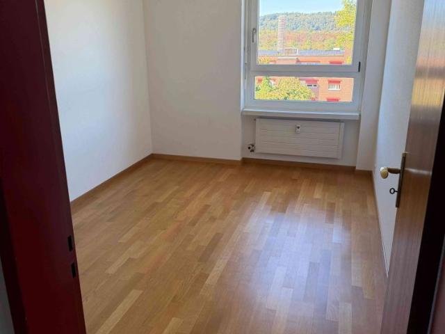 4 Zimmer, 80 m², 4. Stock