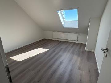 4 Zimmer, 80 m², 4. Stock