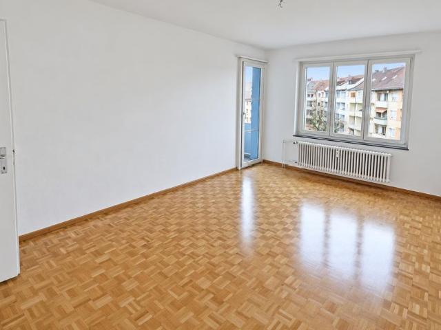 4 Zimmer, 80 m², 4. Stock