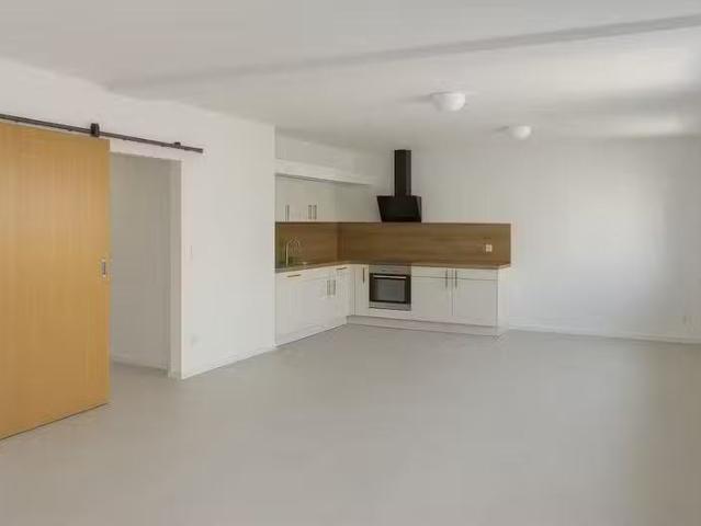 4 Zimmer 82 m² 1.050 € Kaltmiete Wohnungen in Velden