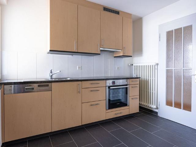 4 Zimmer, 82 m², 1. Stock