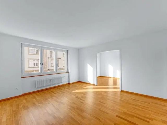 4 Zimmer, 82 m², 1. Stock