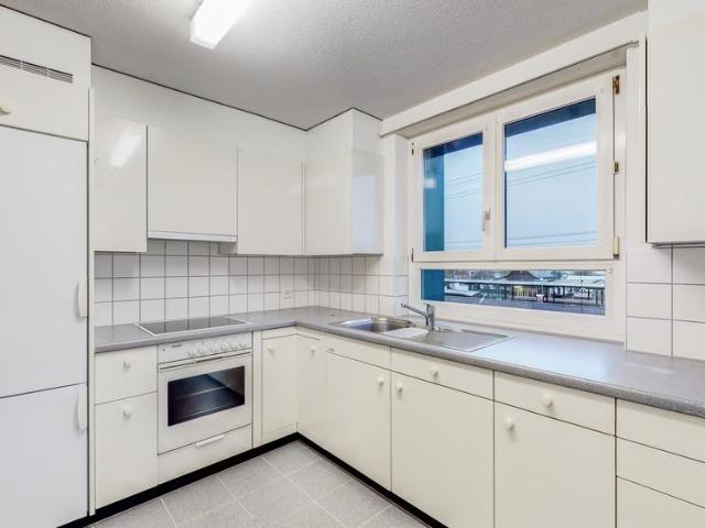 4 Zimmer, 82 m², 2. Stock