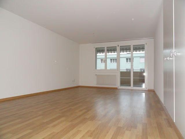 4 Zimmer, 82 m², 2. Stock