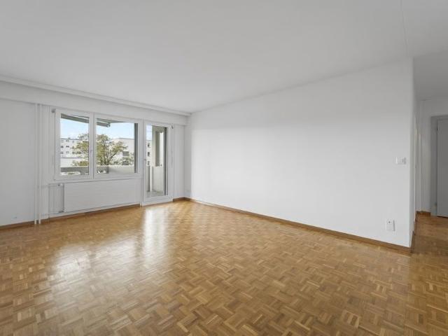4 Zimmer, 87 m², 2. Stock