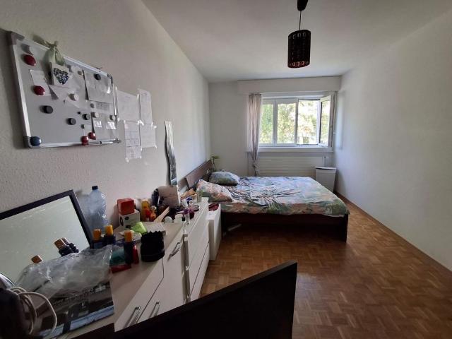 4 Zimmer, 84 m², 2. Stock