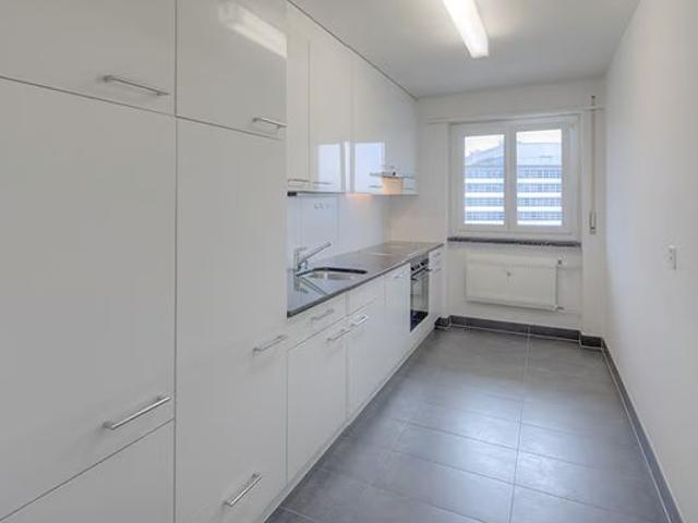4 Zimmer, 85 m², 1. Stock