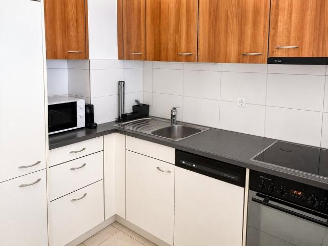 4 Zimmer, 85 m², 2. Stock