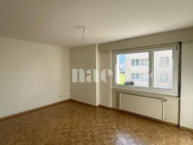 4 Zimmer, 93 m², 2. Stock
