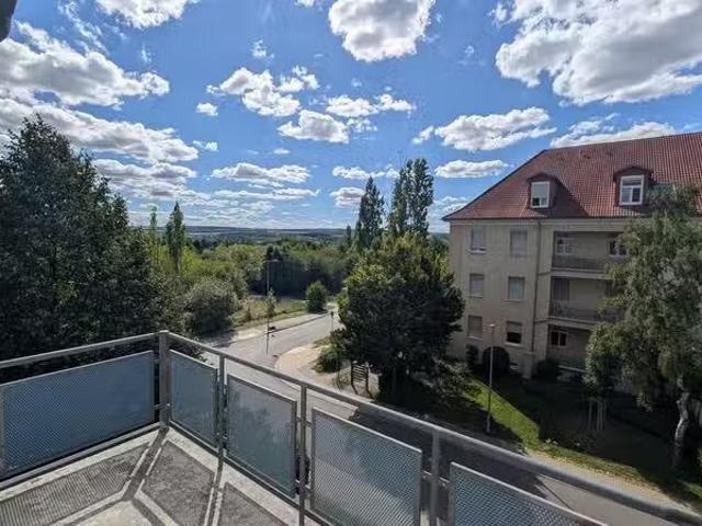 4 Zimmer 90 m² 1.056 € Kaltmiete Wohnungen in Weimar