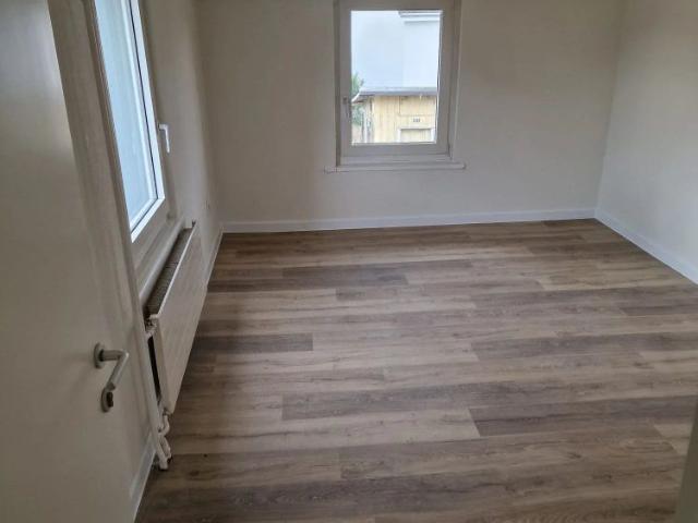 4 Zimmer, 90 m², 1. Stock