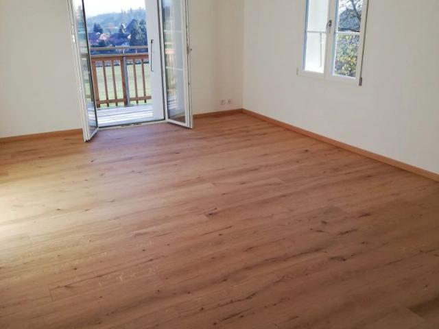 4 Zimmer, 90 m², 1. Stock