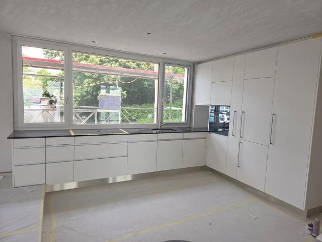 4 Zimmer, 90 m², 2. Stock