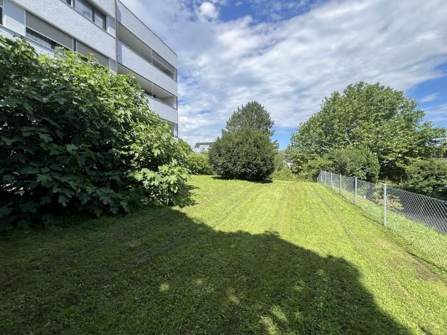 4 Zimmer, 90 m², 2. Stock