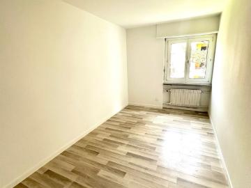 4 Zimmer, 90 m², 3. Stock