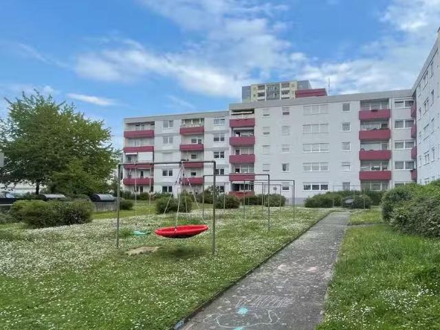 4 Zimmer 91 m² 859 € Kaltmiete Wohnungen in Neustadt an d.