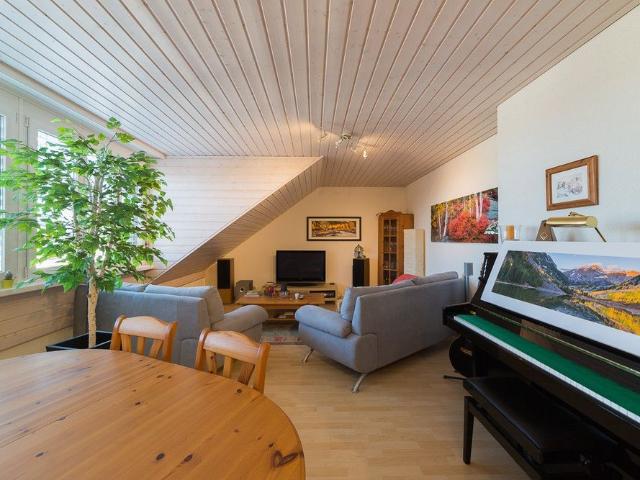 4 Zimmer, 97 m², 3. Stock