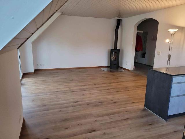 4 Zimmer, 94 m², 2. Stock