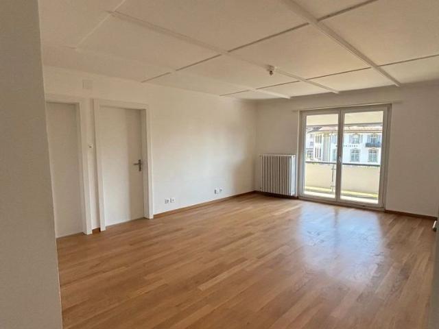4 Zimmer, 95 m², 2. Stock