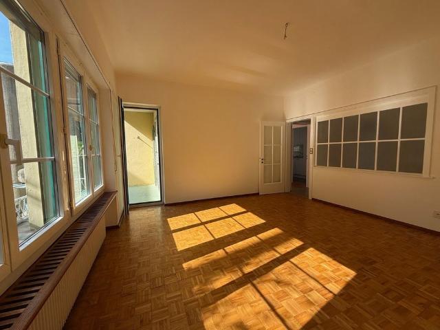 4 Zimmer, 95 m², 2. Stock