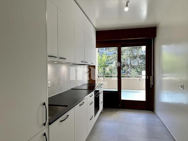 4 Zimmer, 95 m², 4. Stock
