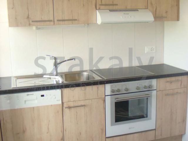 4 Zimmer, 96 m², 1. Stock