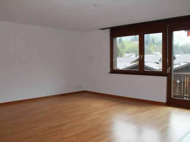 4 Zimmer, 96 m², 2. Stock