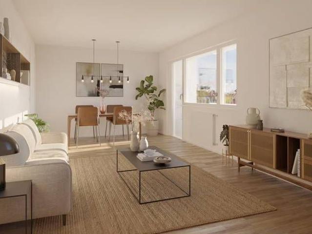 4 Zimmer, 98 m², 1. Stock
