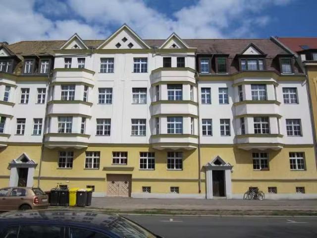 4 Zimmer 99 m² 1.092 € Kaltmiete Wohnungen in Leipzig