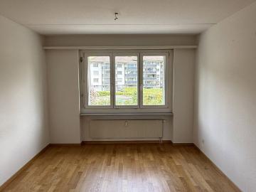 4 Zimmer, 99 m², 2. Stock