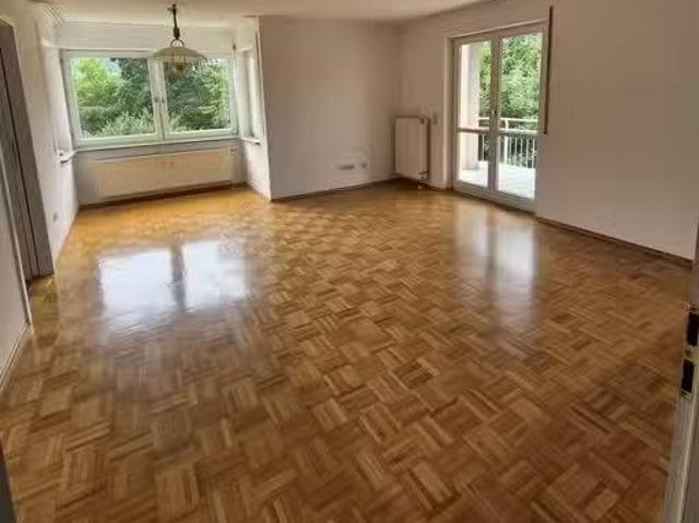 4 Zimmer 100 m² 1.050 € Kaltmiete Wohnungen in Königsbronn
