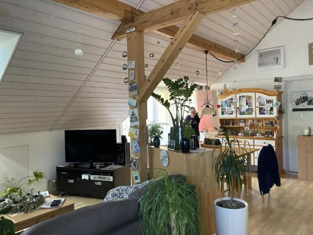 4 Zimmer, 100 m², 2. Stock