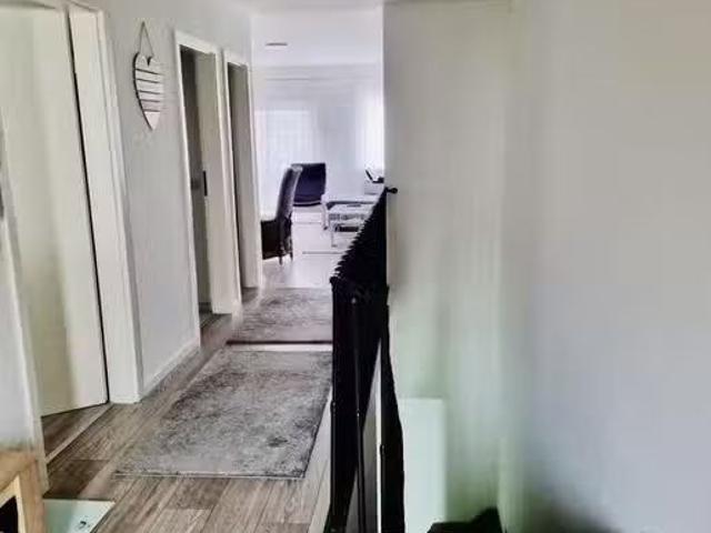 4 Zimmer 101 m² 950 € Kaltmiete Wohnungen in Pforzheim