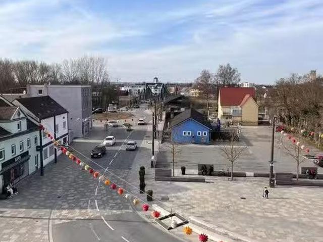 4 Zimmer 104 m² 950 € Kaltmiete Wohnungen in Landau an de.