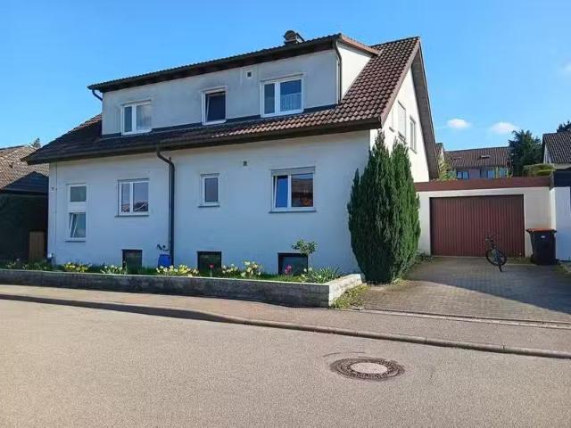 4 Zimmer 105 m² 1.200 € Kaltmiete Wohnungen in Nufringen