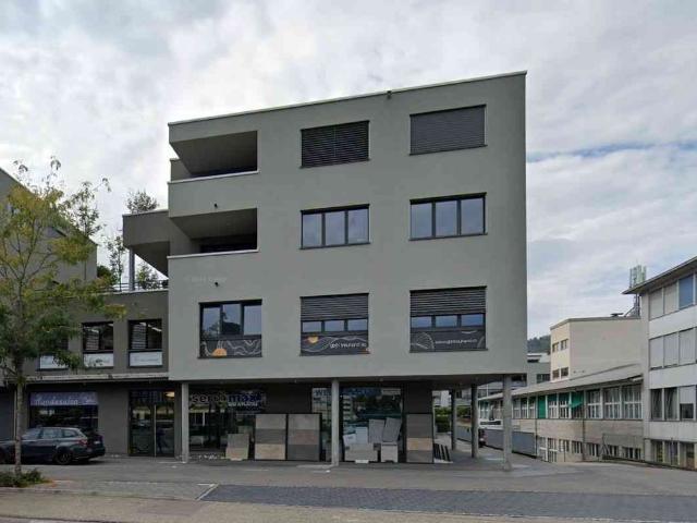 4 Zimmer, 110 m², 1. Stock