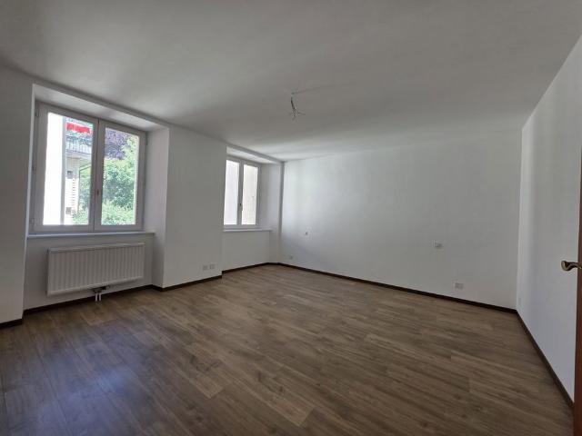 4 Zimmer, 110 m², 2. Stock