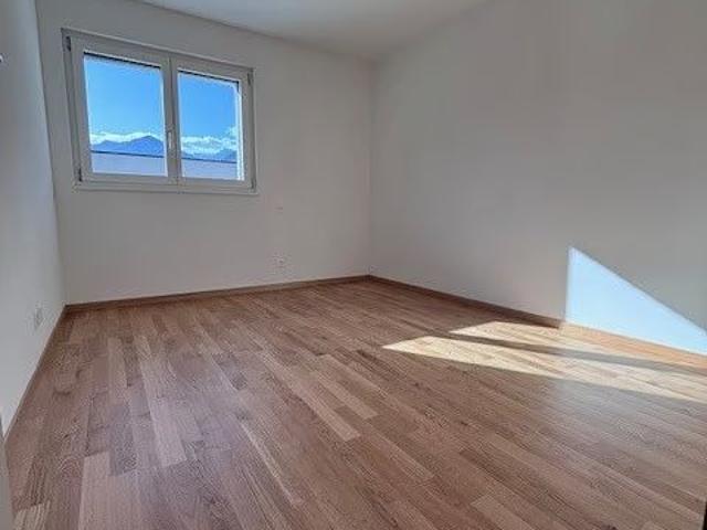 4 Zimmer, 111 m², 2. Stock