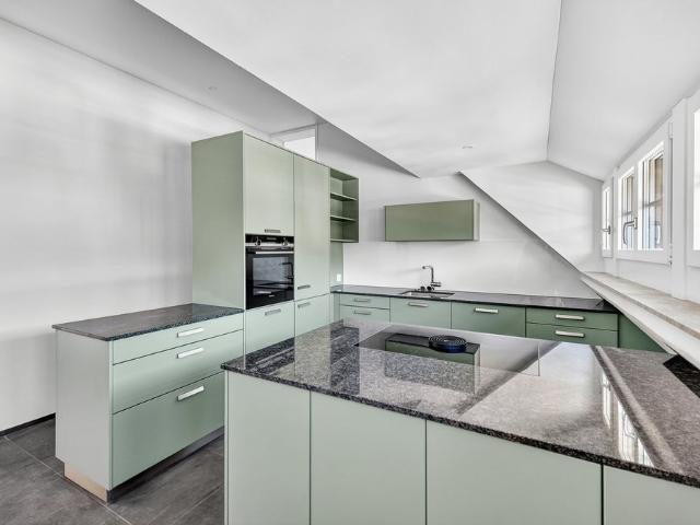 4 Zimmer, 113 m², 2. Stock