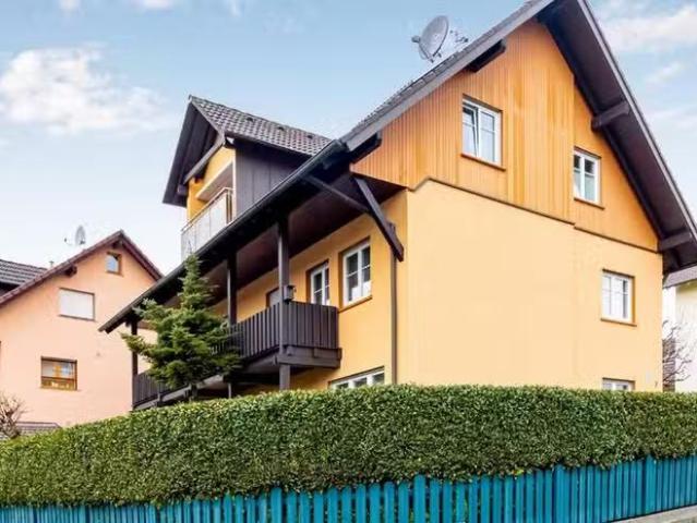 4 Zimmer 117 m² 950 € Kaltmiete Wohnungen in Hösbach