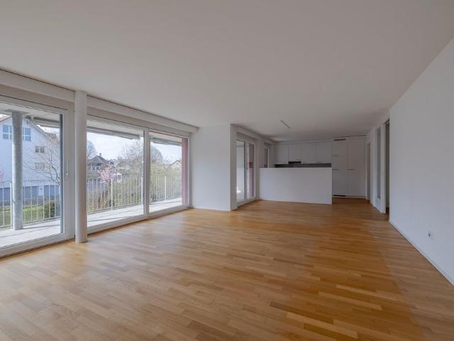 4 Zimmer, 118 m², 1. Stock