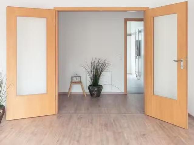 4 Zimmer 119 m² 913 € Kaltmiete Wohnungen in Chemnitz