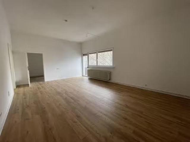 4 Zimmer 120 m² 1.500 € Kaltmiete Wohnungen in Hanau