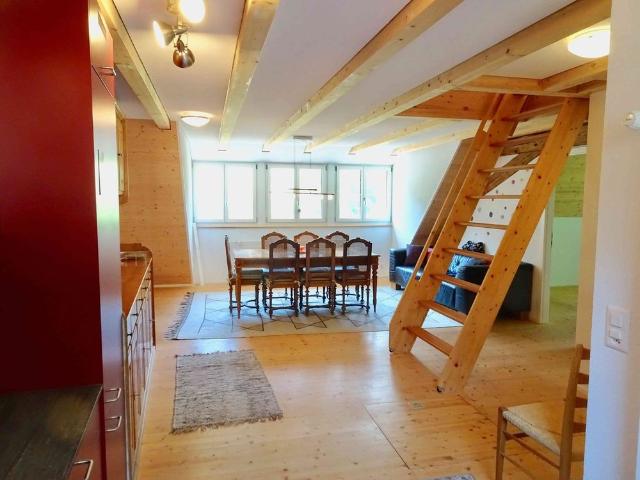 4 Zimmer, 120 m², 2. Stock