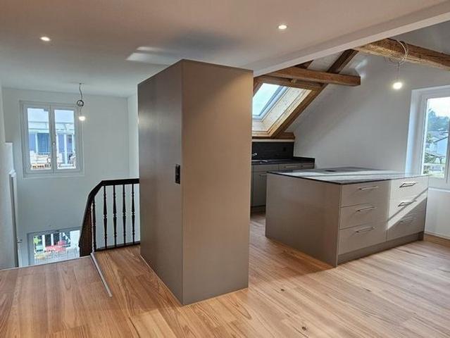 4 Zimmer, 128 m², 2. Stock