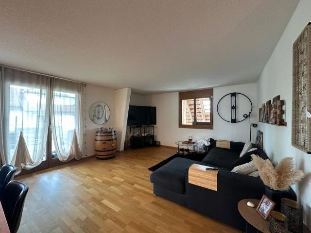 4 Zimmer, 129 m², 1. Stock